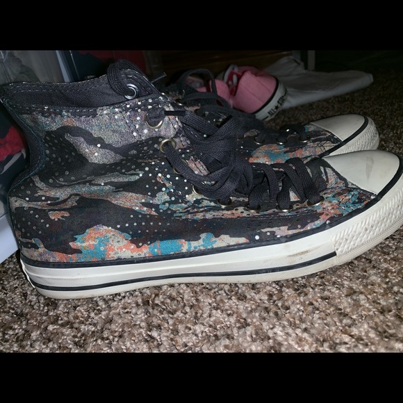 high top converse - Picture 2 of 3